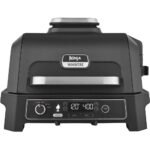 Barbacoa y ahumador eléctrico Ninja Woodfire OG850EU de 1700 W, gris y plateado.