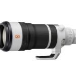 Objetivo zoom Sony Pro FE 100-400mm f/4.5 en blanco y negro para montura E.